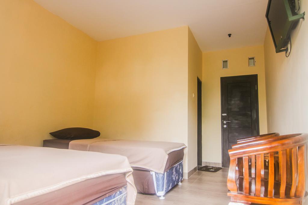 Hotel Cemerlang บาตูราเดน ห้อง รูปภาพ